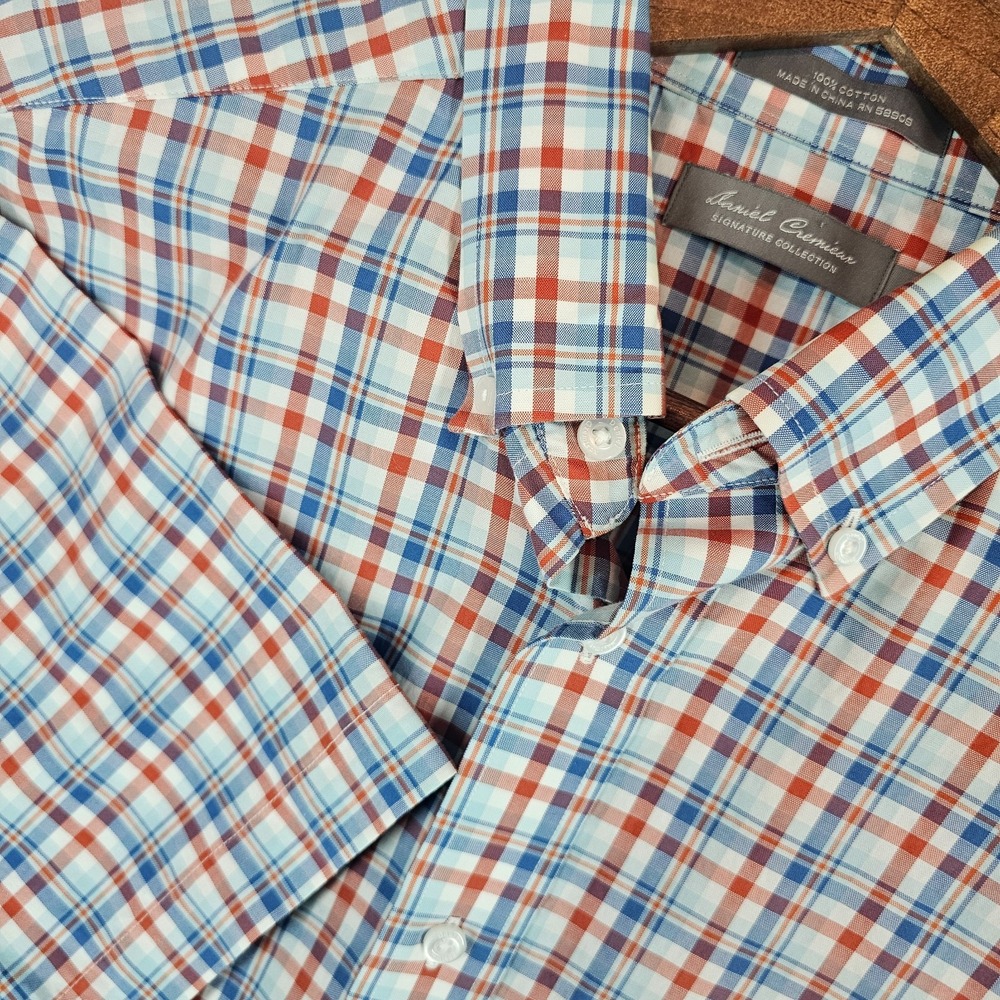 Men's Large Short Sleeve Button Front Shirt by Daniel Cremieux